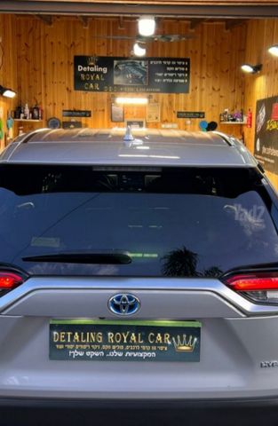 טויוטה RAV4