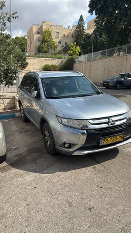 מיצובישי אאוטלנדר