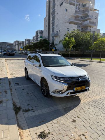 מודעת רכב מיצובישי אאוטלנדר