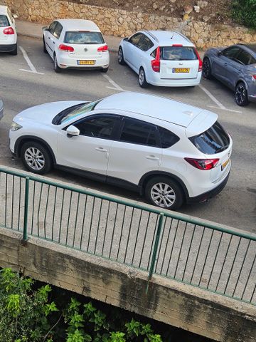 מודעת רכב מאזדה CX-5