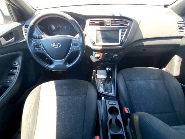 יונדאי i20