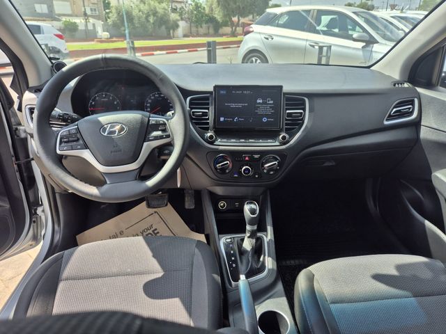 יונדאי אקסנט i25