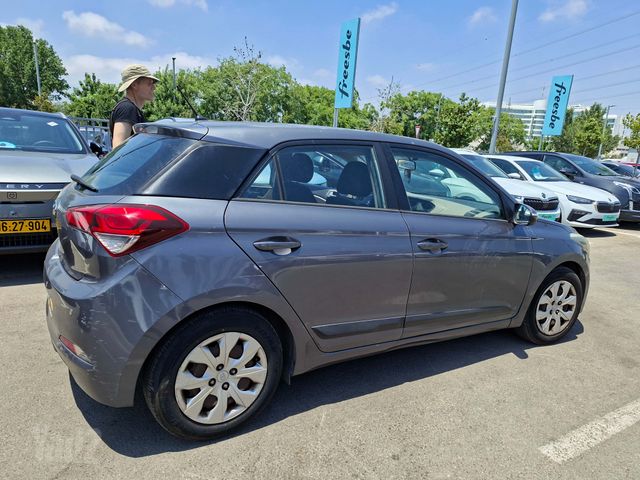 יונדאי i20