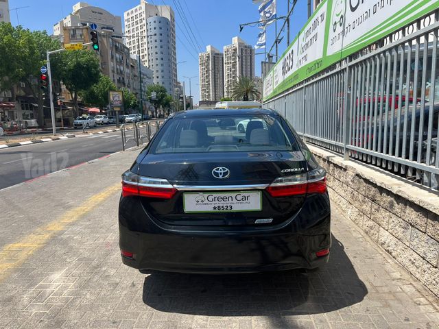 טויוטה קורולה