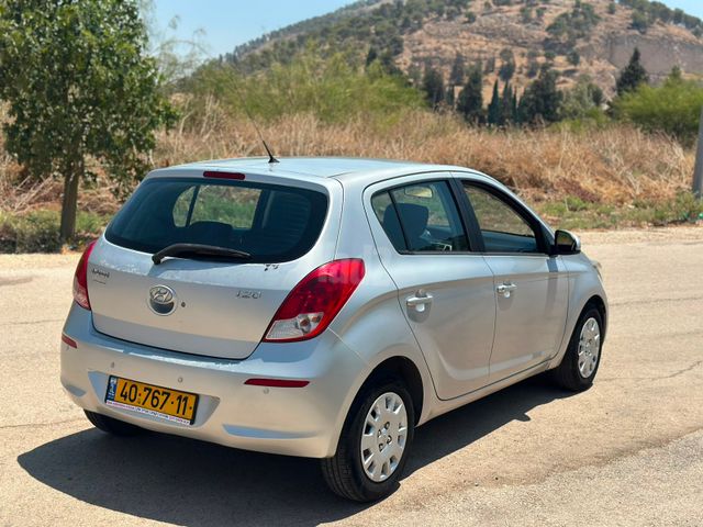 יונדאי i20