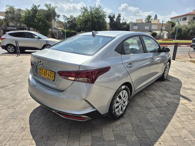 יונדאי אקסנט i25
