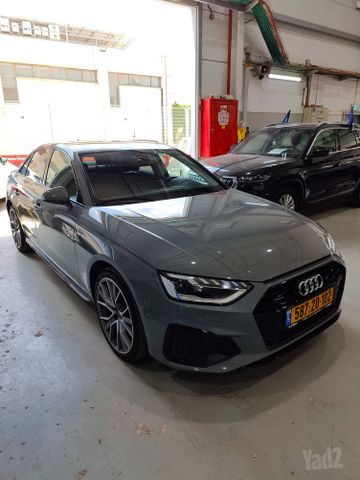 אאודי A4