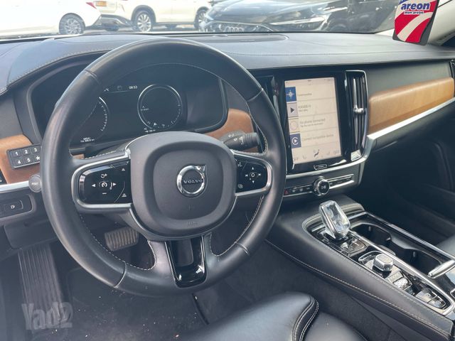 וולוו S90