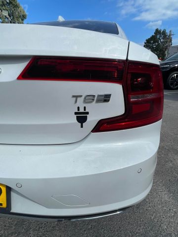 וולוו S90