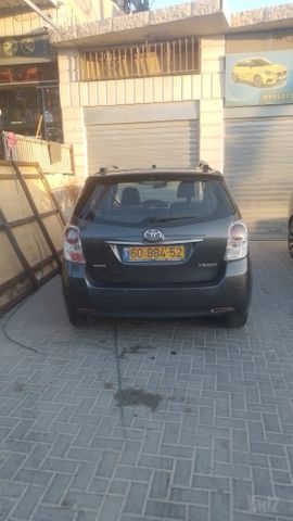 מודעת רכב טויוטה ורסו