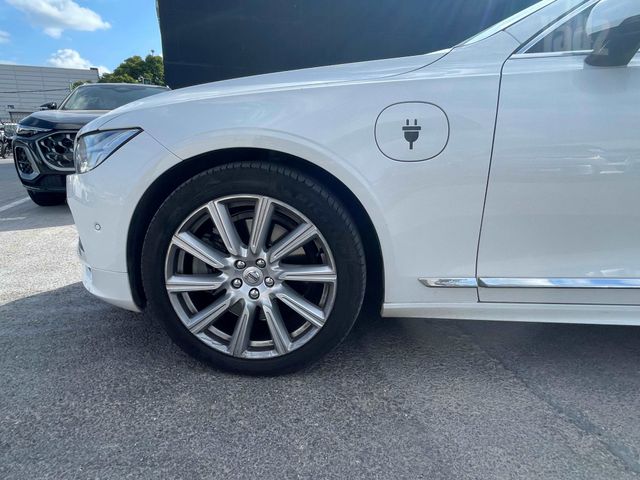 וולוו S90