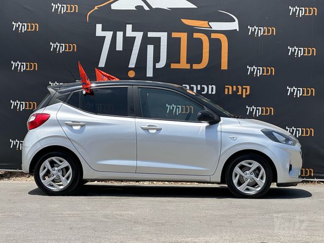 יונדאי i10