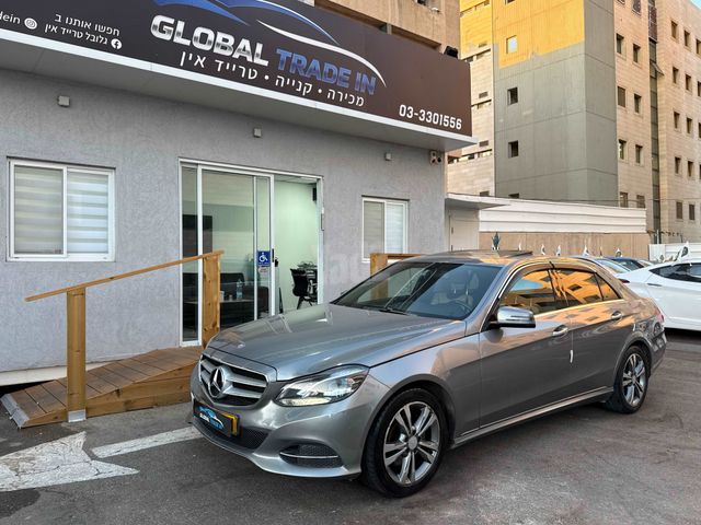 מודעת רכב מרצדס-בנץ E-class