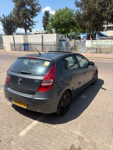 יונדאי i30
