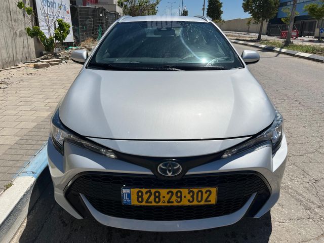 מודעת רכב טויוטה קורולה