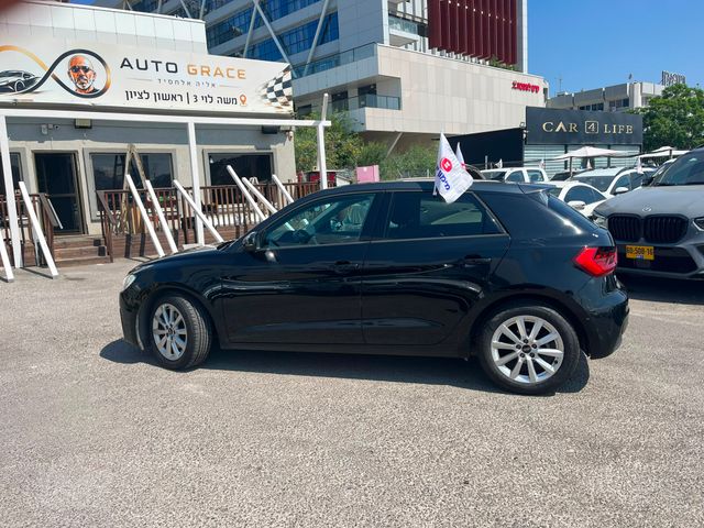 אאודי A1