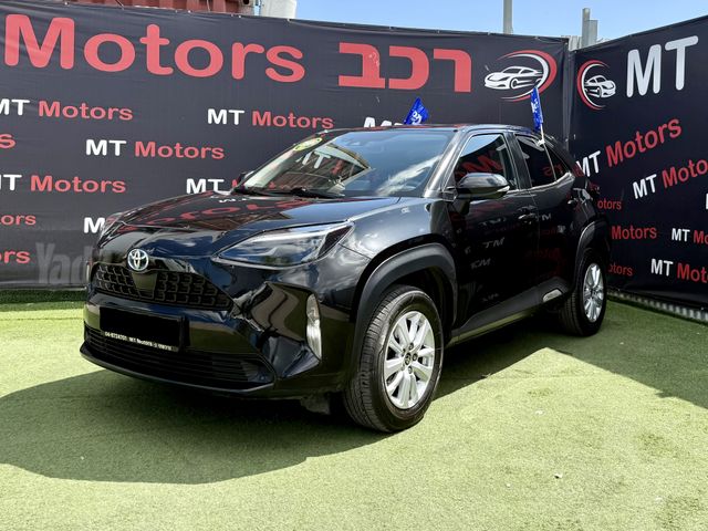 מודעת רכב טויוטה יאריס קרוס