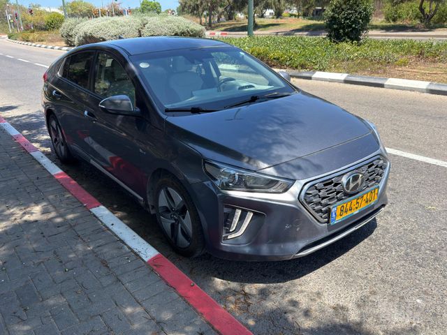 יונדאי איוניק