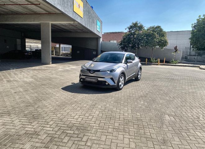 מודעת רכב טויוטה C-HR