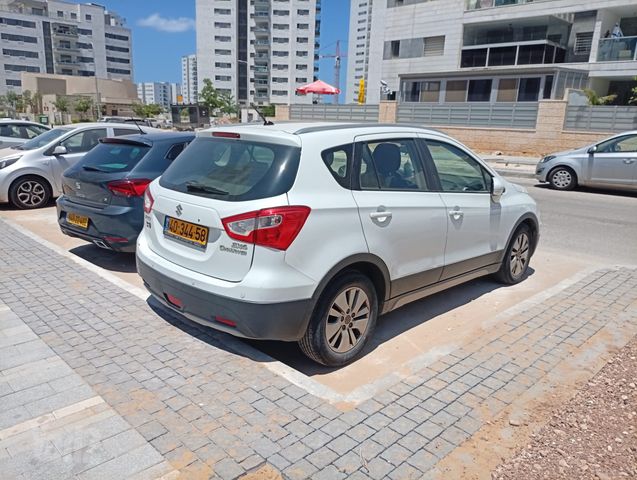 סוזוקי SX4