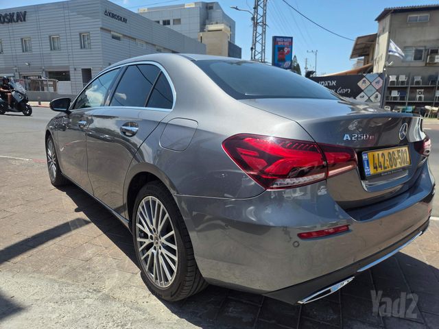 מרצדס-בנץ A-class