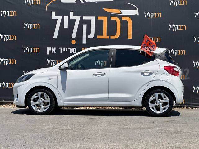 יונדאי i10