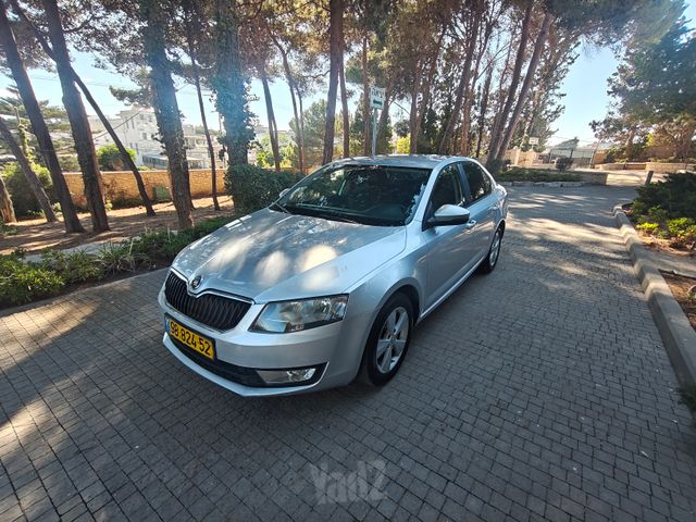 סקודה אוקטביה