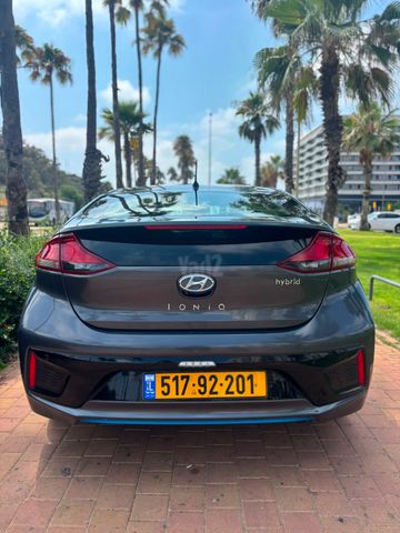 יונדאי איוניק