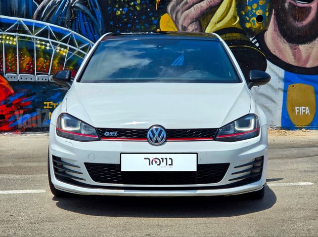 פולקסווגן גולף