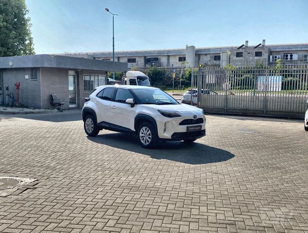 מודעת רכב טויוטה יאריס קרוס