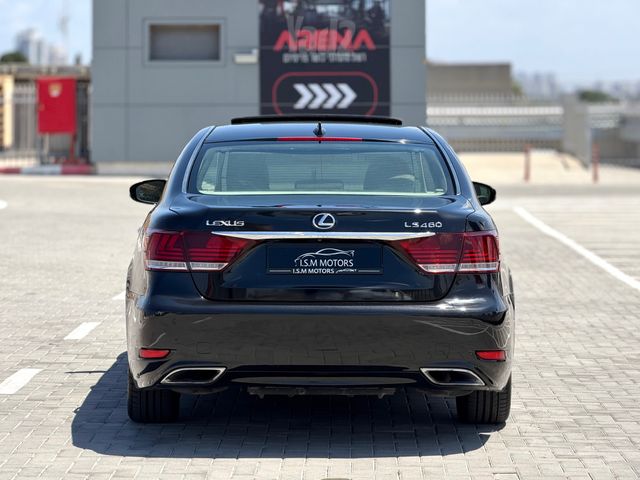 לקסוס LS