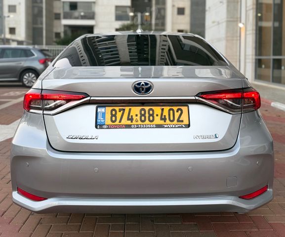 טויוטה קורולה