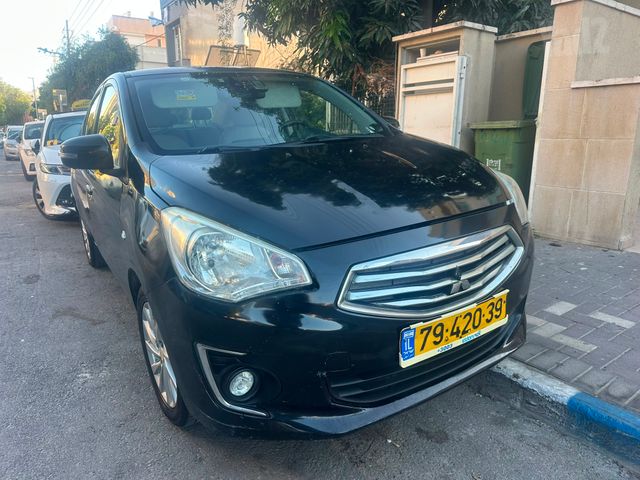 מיצובישי אטראז'