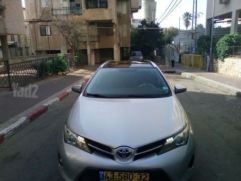 מודעת רכב טויוטה אוריס