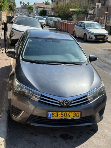 טויוטה קורולה
