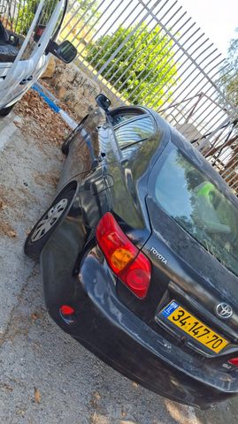 טויוטה קורולה