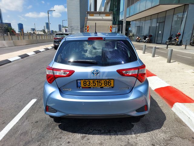 מודעת רכב טויוטה יאריס