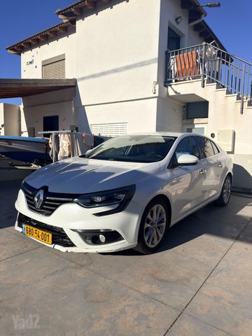 רנו מגאן