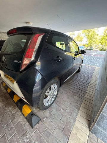 טויוטה אייגו