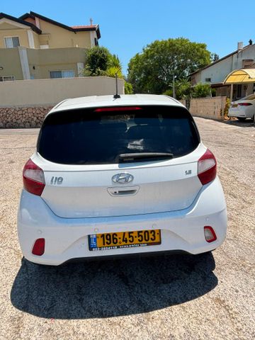 יונדאי i10
