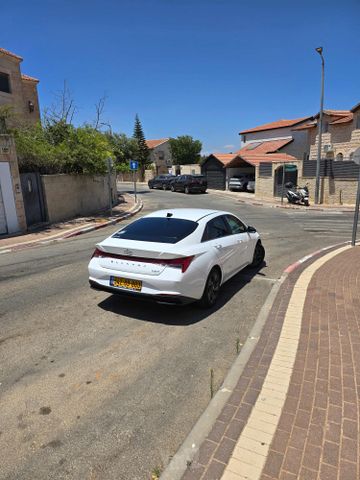 יונדאי אלנטרה