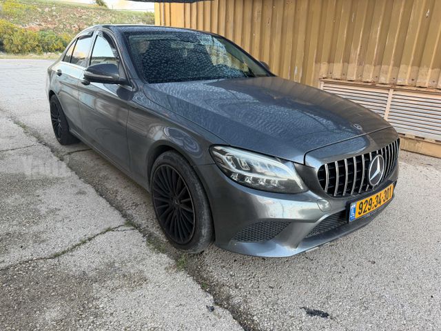 מודעת רכב מרצדס-בנץ C-class