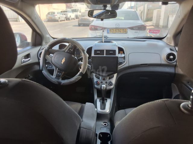שברולט סוניק