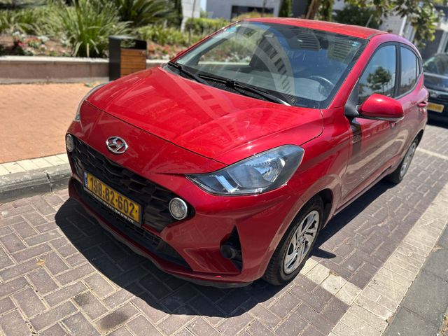 יונדאי i10