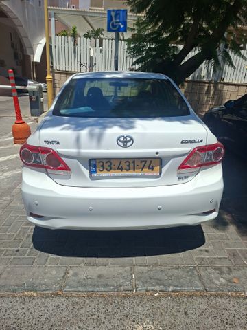 טויוטה קורולה