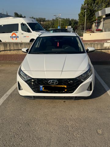 יונדאי i20