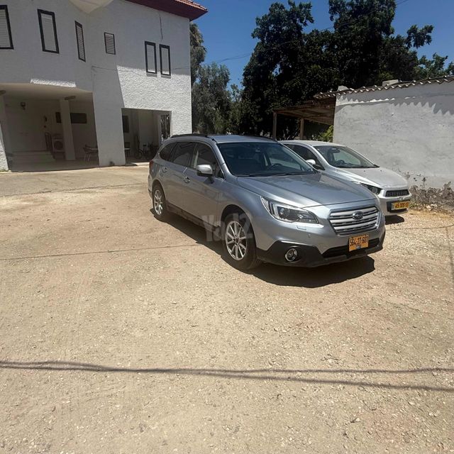 סובארו אאוטבק
