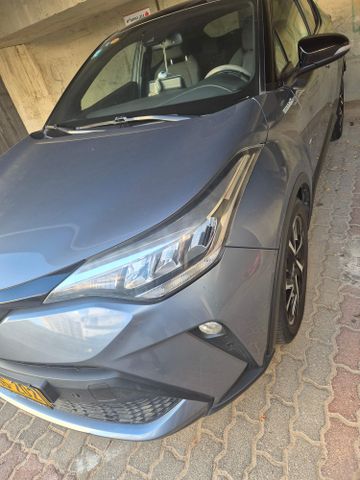 טויוטה C-HR