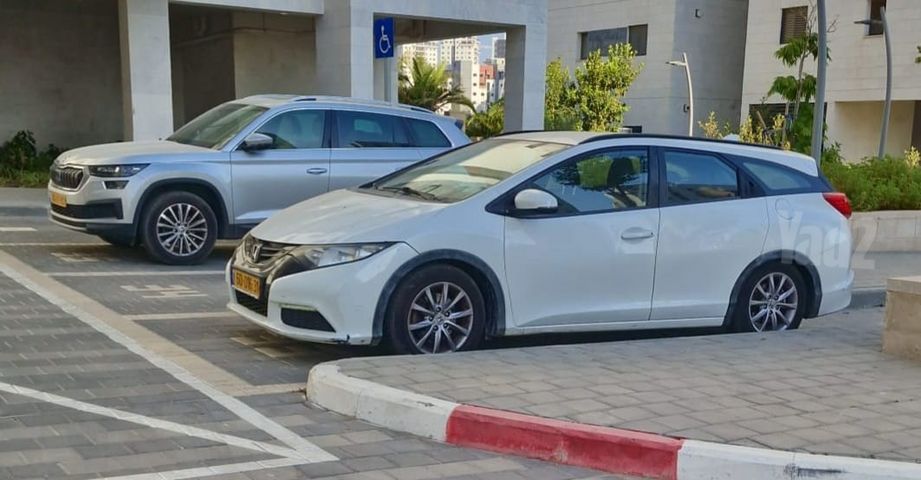מודעת רכב הונדה סיוויק