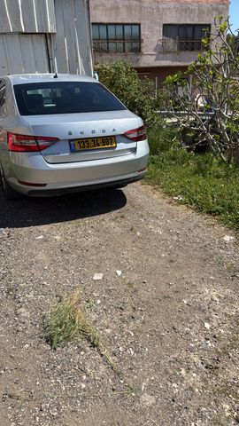 מודעת רכב סקודה סופרב